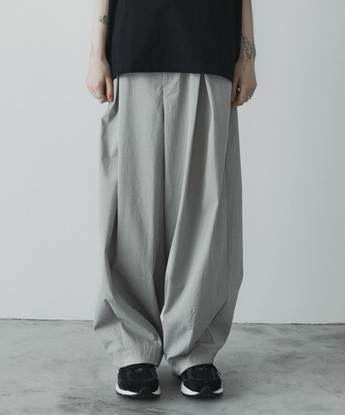 remer（リメール）の「loose cocoon wide PT / ルーズコクーンワイドパンツ（その他パンツ・メンズ・スモークグレー/ブラック/オリーブ・X-SMALL/SMALL/MEDIUM/LARGE）」の8枚目の写真