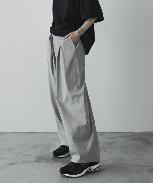 remer（リメール）の「loose cocoon wide PT / ルーズコクーンワイドパンツ（その他パンツ・メンズ・スモークグレー/ブラック/オリーブ・X-SMALL/SMALL/MEDIUM/LARGE）」の9枚目の写真