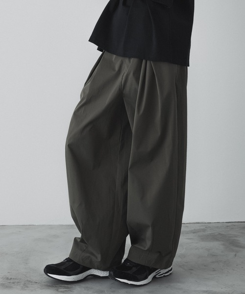 remer（リメール）の「loose cocoon wide PT / ルーズコクーンワイドパンツ（その他パンツ・メンズ・スモークグレー/ブラック/オリーブ・X-SMALL/SMALL/MEDIUM/LARGE）」の18枚目の写真