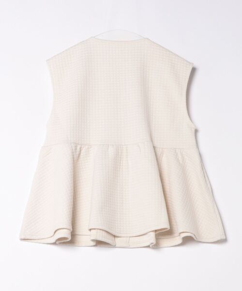 and it_（アンドイット）の「ワッフルキルトペプラムベスト（ベスト・レディース・ベージュ/アイボリー/ブラック・M）」の22枚目の写真