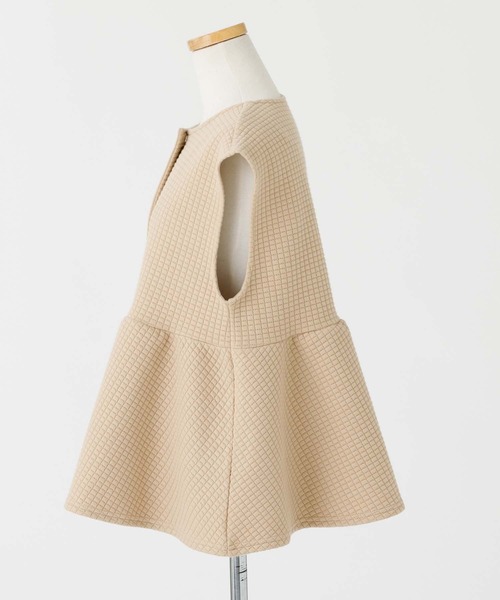 and it_（アンドイット）の「ワッフルキルトペプラムベスト（ベスト・レディース・ベージュ/アイボリー/ブラック・M）」の20枚目の写真