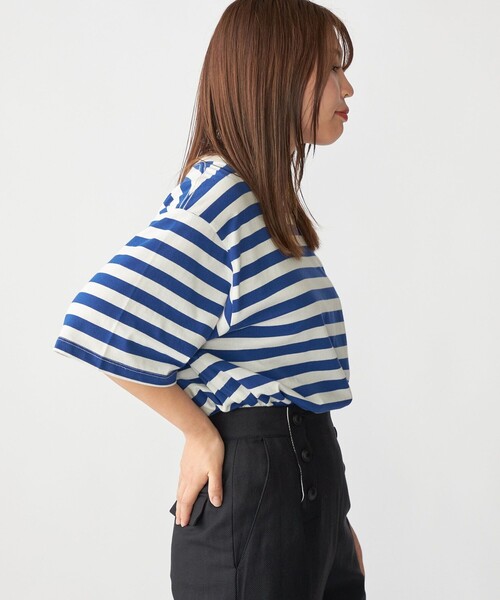 SHIPS(シップス)の「【WEB限定】SHIPS: ワンポイント ロゴ フレンチ ボーダー Tシャツ(Tシャツ/カットソー・メンズ・ブルー/ブラック/ネイビー・SMALL/MEDIUM/LARGE/X-LARGE)」の7枚目の写真