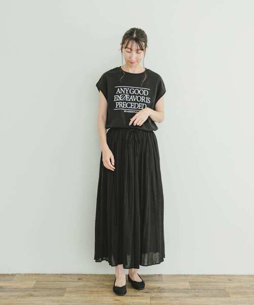 ITEMS URBANRESEARCH（アイテムズ アーバンリサーチ）の「ルーズロゴフレンチTシャツ（Tシャツ/カットソー・レディース・ベージュ/ホワイト/ブラック・FREE）」の17枚目の写真