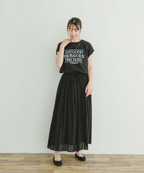 ITEMS URBANRESEARCH（アイテムズ アーバンリサーチ）の「ルーズロゴフレンチTシャツ（Tシャツ/カットソー・レディース・ベージュ/ホワイト/ブラック・FREE）」の18枚目の写真