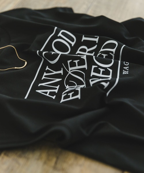 ITEMS URBANRESEARCH（アイテムズ アーバンリサーチ）の「ルーズロゴフレンチTシャツ（Tシャツ/カットソー・レディース・ベージュ/ホワイト/ブラック・FREE）」の22枚目の写真