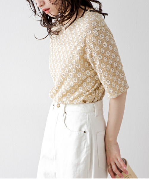 La-gemme(ラジェム)の「立体的フラワートップス(Tシャツ/カットソー・レディース・ベージュ系その他/ブラック×ベージュ/アイボリー/ブラック・フリー)」の13枚目の写真