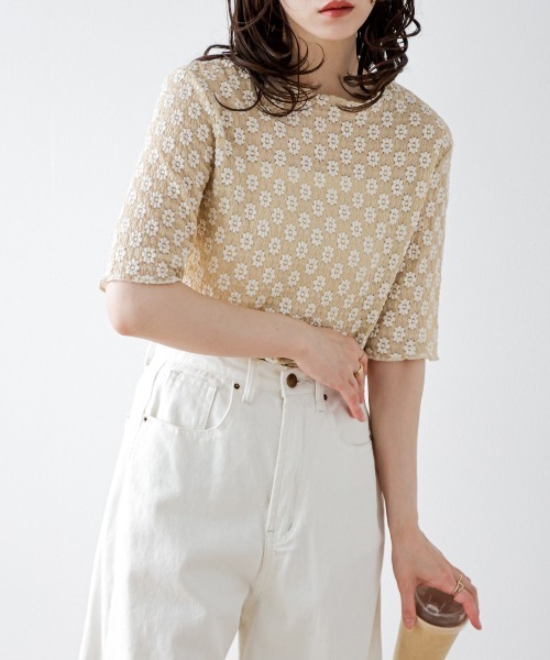 La-gemme(ラジェム)の「立体的フラワートップス(Tシャツ/カットソー・レディース・ベージュ系その他/ブラック×ベージュ/アイボリー/ブラック・フリー)」の15枚目の写真