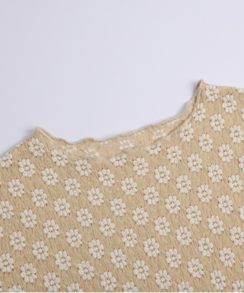 La-gemme(ラジェム)の「立体的フラワートップス(Tシャツ/カットソー・レディース・ベージュ系その他/ブラック×ベージュ/アイボリー/ブラック・フリー)」の8枚目の写真