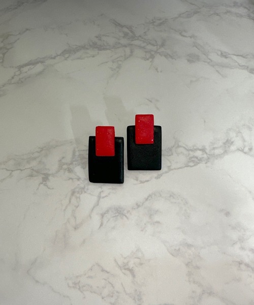 CERCA（チェルカ）の「Supreme classe/モダンスパークル（両耳用ピアス）（ピアス（両耳用）・レディース・ホワイト系2/ホワイト系1/イエロー系2/パープル系2/パープル系1/ブルー系1/レッド系2/レッド系1/ブルー系2/イエロー系1・FREE）」の20枚目の写真