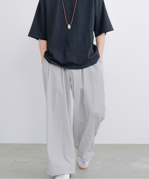 SINSS（シンス）の「Two tuck wide balloon slacks / 2タックワイドバルーンスラックス（スラックス・メンズ・ブラック/ライトグレー/チャコール・SMALL/MEDIUM/LARGE）」の10枚目の写真