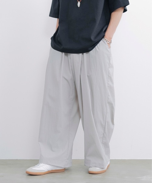セール】Two tuck wide balloon slacks / 2タックワイドバルーン