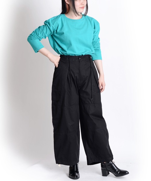 MARAI(マーライ)の「プレーン長袖Tシャツ 無地ロンT ニュアンスカラー(Tシャツ/カットソー・レディース・カーキ系/ブルー/チャコール/グレイッシュベージュ/マスタード/ホワイト/ブラック/ターコイズブルー系・FREE)」の16枚目の写真