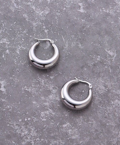 moichou（モイシュ）の「[moichou]ステンレスフープピアス（ピアス（両耳用）・レディース・ゴールド/シルバー・ONE SIZE）」の4枚目の写真