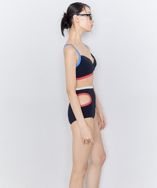 THINGS THAT MATTER（シングス ザット マター）の「RECYCLING PILE SWIM BRALETTE / リサイクリングパイルスイムブラレット（水着・レディース・レッド/ブラック・2/1）」の19枚目の写真