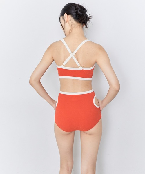 THINGS THAT MATTER（シングス ザット マター）の「RECYCLING PILE SWIM BRALETTE / リサイクリングパイルスイムブラレット（水着・レディース・レッド/ブラック・2/1）」の8枚目の写真