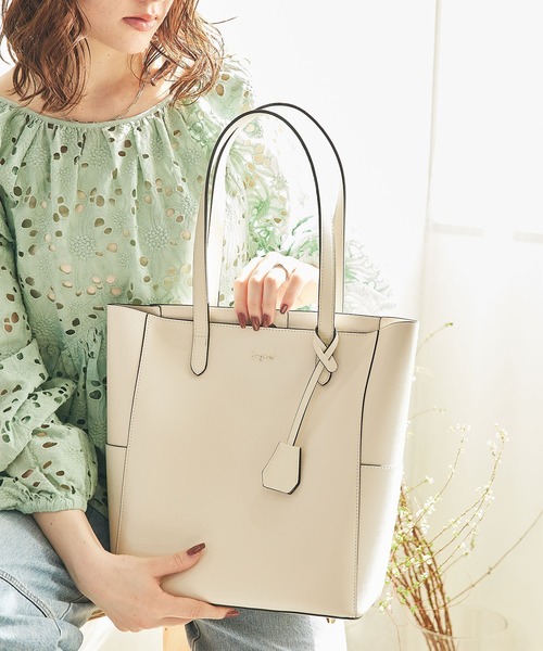 Ungrid（アングリッド）の「【Ungrid/アングリッド】キーハウス付きラージトートバッグ（トートバッグ・レディース・グレイッシュベージュ/ブラック/アイボリー/ブルーグレー/グレー・FREE）」の2枚目の写真