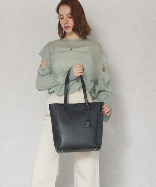 Ungrid（アングリッド）の「【Ungrid/アングリッド】キーハウス付きラージトートバッグ（トートバッグ・レディース・グレイッシュベージュ/ブラック/アイボリー/ブルーグレー/グレー・FREE）」の3枚目の写真