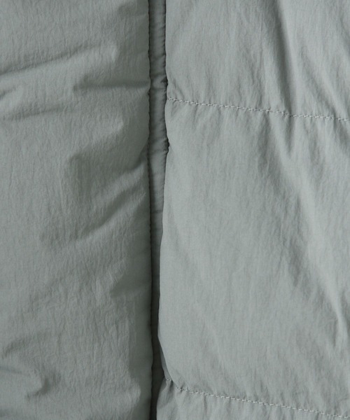 LOWRYS FARM(ローリーズファーム)の「エアサーマルフードブルゾン 116776(ダウンジャケット/コート・キッズ・アイボリー/ブルー/ブラック・150cm/140cm/130cm/120cm/110cm)」の13枚目の写真