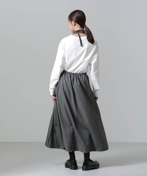 NANO universe（ナノユニバース）の「ホルターネックワンピース（ワンピース・レディース・グレー/ブラック・FREE）」の13枚目の写真