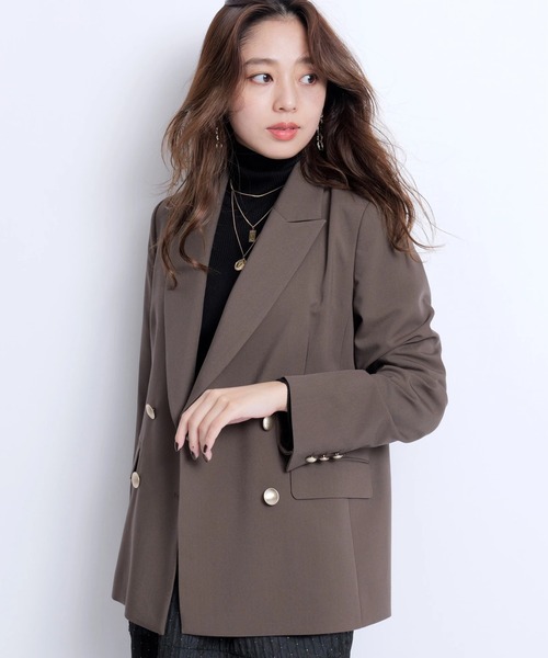 魅力的な JUSGLITTY（ジャスグリッティー）の「ダブル釦テーラー ジャケット・アウター