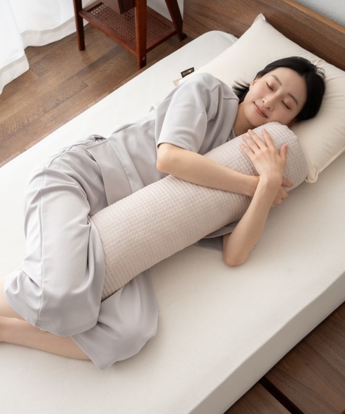 セール】通気性の良い 3Dファイバー 抱き枕（寝具）｜EMOOR（エムール