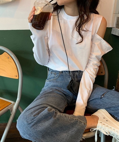 Miniministore(ミニミニストア)の「肩出しTシャツ レディース ナチュラル(Tシャツ/カットソー・レディース・ブラック/グレー/ホワイト・FREE)」の9枚目の写真