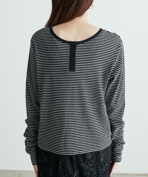 natural couture（ナチュラルクチュール）の「前後2WAYヘンリーネックボーダーT（Tシャツ/カットソー・レディース・ピンク/オレンジ/チャコールグレー/オフホワイト/ブラック・FREE）」の20枚目の写真