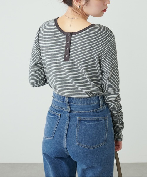 natural couture（ナチュラルクチュール）の「前後2WAYヘンリーネックボーダーT（Tシャツ/カットソー・レディース・ピンク/オレンジ/チャコールグレー/オフホワイト/ブラック・FREE）」の3枚目の写真