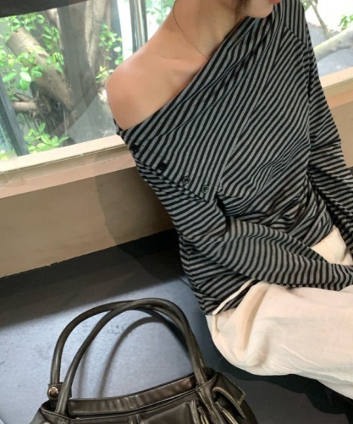 ワンショルダーアシメデザインボーダートップス（Tシャツ/カットソー）｜deux amour（ドゥーザムール）