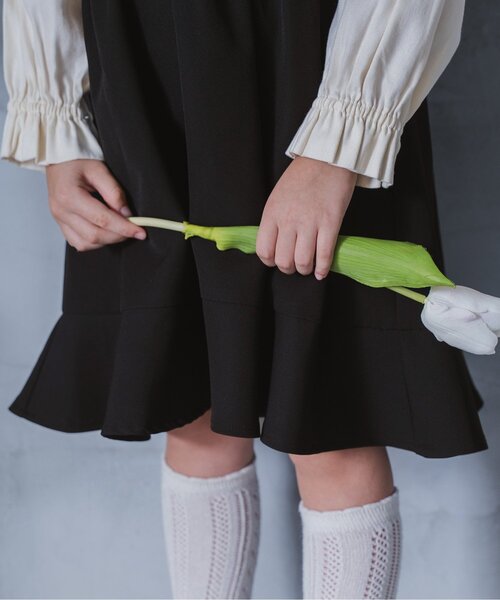 p.premier(ピードットプルミエ)の「【フォーマル対応/ジュニア対応】前後2WAYパール釦ジャンパースカート(ワンピース・キッズ・ブラック・90/100/110/120/130/140)」の15枚目の写真