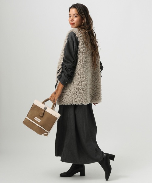 Minnetonka(ミネトンカ)の「【MINNETONKA(ミネトンカ)】別注ショルダートート(ショルダーバッグ・レディース・チャコール/キャメル・FREE)」の4枚目の写真