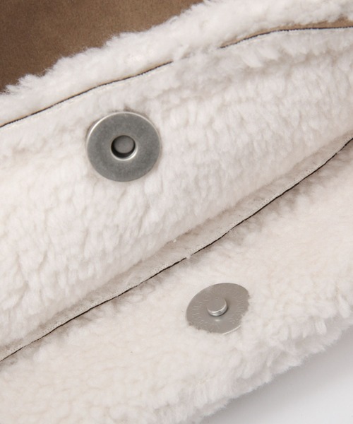 Minnetonka(ミネトンカ)の「【MINNETONKA(ミネトンカ)】別注ショルダートート(ショルダーバッグ・レディース・チャコール/キャメル・FREE)」の19枚目の写真