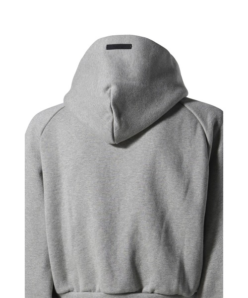 FOG ESSENTIALS(エフオージーエッセンシャルズ)の「FLEECE CROPPED HOODIE(パーカー・レディース・ブラック/ヘザーグレー・M/S/XS)」の8枚目の写真