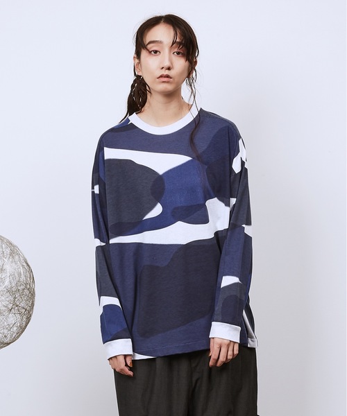 Dulcamara（ドゥルカマラ）の「リキッドバブルヨークスリーブロンT（Tシャツ/カットソー・メンズ・グリーン/ネイビー・1/2）」の2枚目の写真