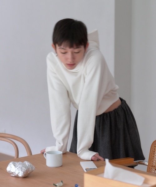 Charles Chaton（シャルルシャトン）の「naive hoodie（スウェット・レディース・グレー系その他/ホワイト・FREE）」の2枚目の写真