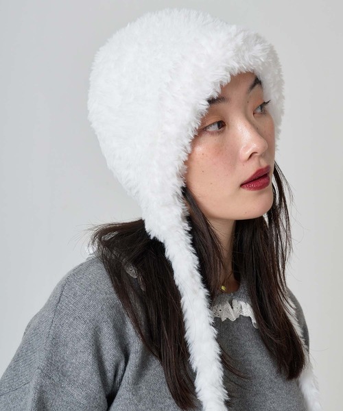 TINA：JOJUN（ティーナジョジュン）の「フェイクファー バラクラバ TINA：JOJUN（ニットキャップ/ビーニー・レディース・ホワイト/レッド・F）」の14枚目の写真