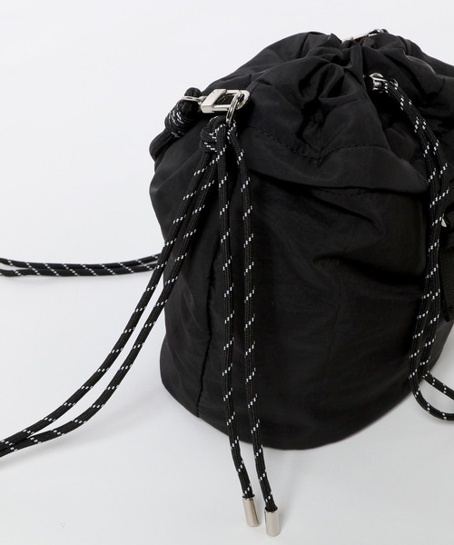 niko and...（ニコアンド）の「オリジナルセンターベルトコードショルダーバッグ（ショルダーバッグ・レディース・アイボリー/ブラック/グリーン/グレー・0）」の12枚目の写真