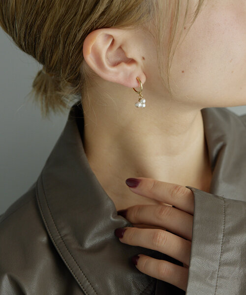 ear PAPILLONNER（イアパピヨネ）の「粒パールフープイヤリング（イヤリング・レディース・シルバー/ゴールド・FREE）」の11枚目の写真