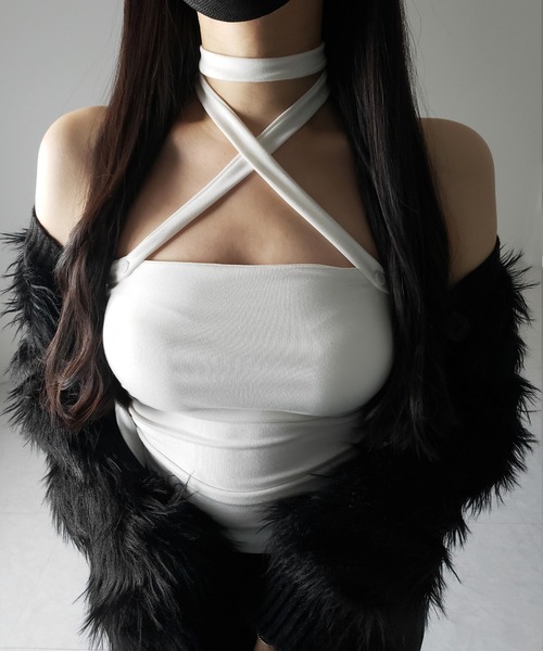 me+em select(ミームセレクト)の「【 3color / カップ付 】ロングチョーカークロスネックキャミソール / long choker cross neck camisole ※※(キャミソール・レディース・ブラック/ホワイト/グレー・FREE)」の7枚目の写真