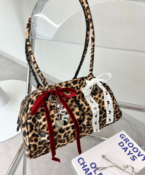 almo（アルモ）の「チャーム付きミニボストンバッグ(se)（ボストンバッグ・レディース・レオパード/ブラック/レッド・FREE）」の14枚目の写真