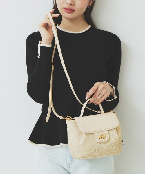 index（インデックス）の「フラワージャカードショルダーバッグ（ショルダーバッグ・レディース・グレー/ライトベージュ・00）」の6枚目の写真