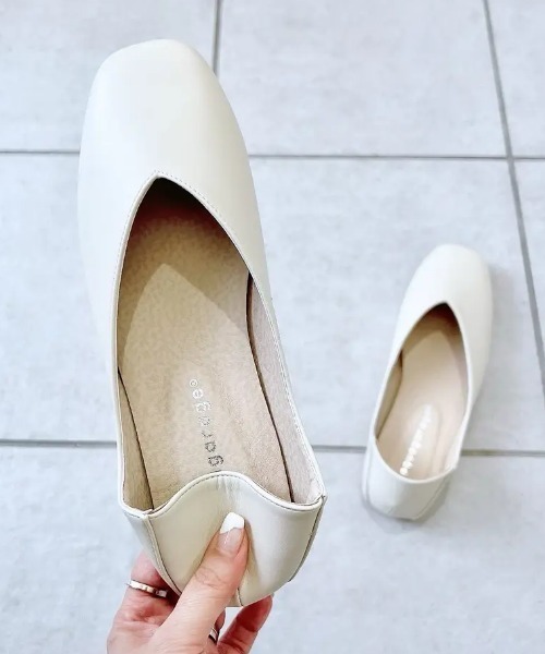 aquagarage（アクアガレージ）の「スクエアトゥフラットシューズ（パンプス・レディース・ブラック/アイボリー/グレー系その他/ブラック系その他2/ブラウン系その他2/グリーン系その他3/ベージュ系その他/ホワイト・23.0cm/23.5cm/24.0cm/24.5cm/22.5cm/22.0cm/25.0cm）」の13枚目の写真