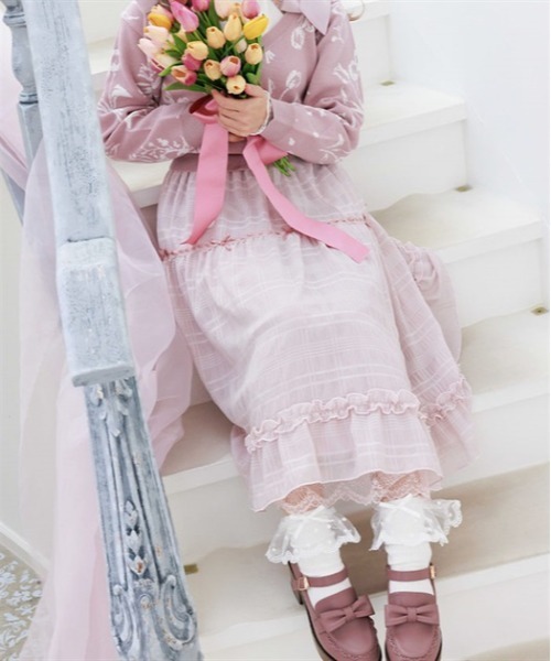 axes femme POETIQUE（アクシーズファムポエティック）の「シアーチェックティアードスカート（スカート・レディース・ピンク/ブラック/クリーム・MEDIUM）」の8枚目の写真