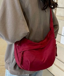 【軽量型】ナイロン無地ハーフムーンショルダーバッグ