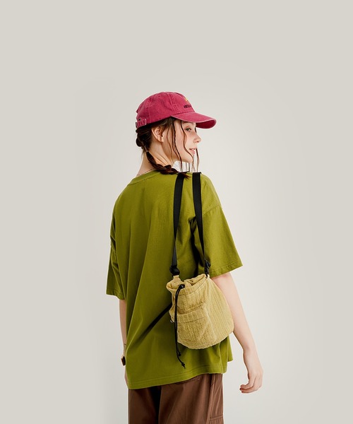 NO NEED(ノーニード)の「【WV PROJECT】happy dyeing bag / JIBG7724(ショルダーバッグ・メンズ・チャコール/ホワイト/イエロー・フリ-)」の3枚目の写真