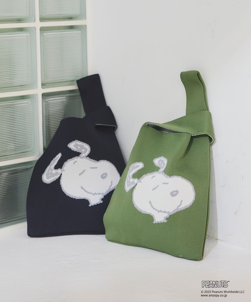 cross marche(クロスマルシェ)の「【PEANUTS/ピーナッツ】SNOOPY/スヌーピー ミニトートバッグ(トートバッグ・レディース・ネイビー/カーキ・FREE)」の6枚目の写真