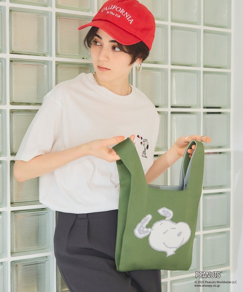 cross marche(クロスマルシェ)の「【PEANUTS/ピーナッツ】SNOOPY/スヌーピー ミニトートバッグ(トートバッグ・レディース・ネイビー/カーキ・FREE)」の8枚目の写真