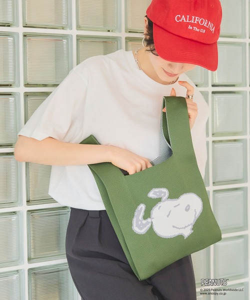 cross marche(クロスマルシェ)の「【PEANUTS/ピーナッツ】SNOOPY/スヌーピー ミニトートバッグ(トートバッグ・レディース・ネイビー/カーキ・FREE)」の9枚目の写真