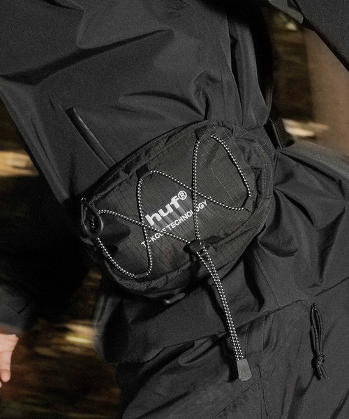 HUF(ハフ)の「HUF eightynine LOGO FANNY PACK / HUF ハフ ショルダーバッグ 1L(ボディバッグ/ウエストポーチ・メンズ・ブラック・O/S)」の7枚目の写真