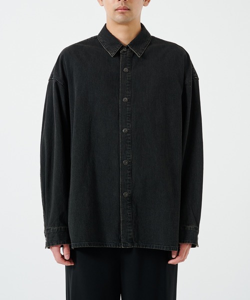 STUDIOUS(ステュディオス)の「BLEACH OVERDYE DENIM SHIRTS(シャツ/ブラウス・メンズ・インディゴブルー/ブラック・1/2)」の2枚目の写真